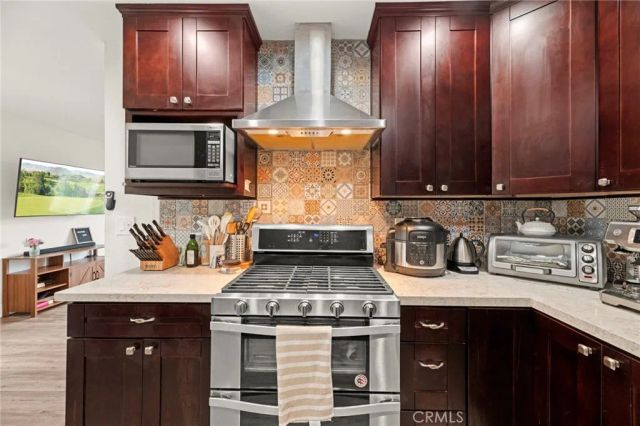 1157 Madera Lane 15, Vista, CA 92084