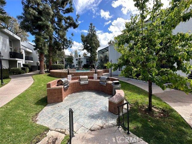 18645 Hatteras Street 187, Tarzana (los Angeles), CA 91356