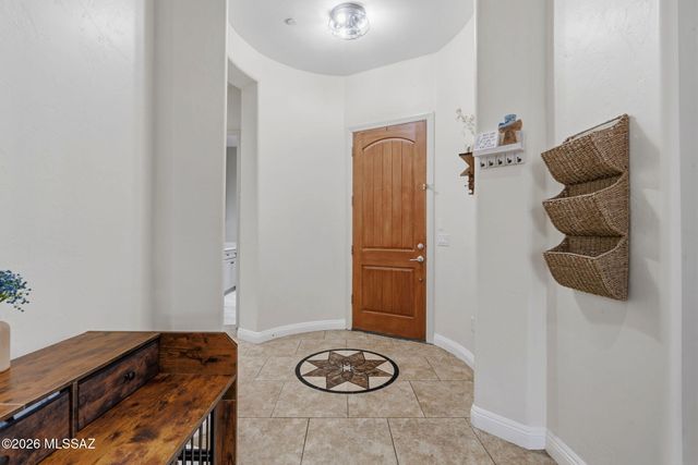 1220 W Calabria Court, Oro Valley, AZ 85755