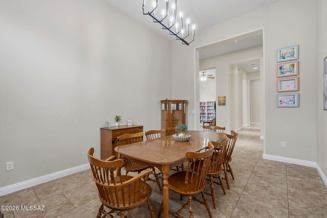 1220 W Calabria Court, Oro Valley, AZ 85755