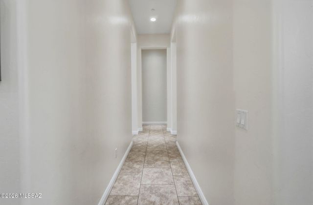 1220 W Calabria Court, Oro Valley, AZ 85755