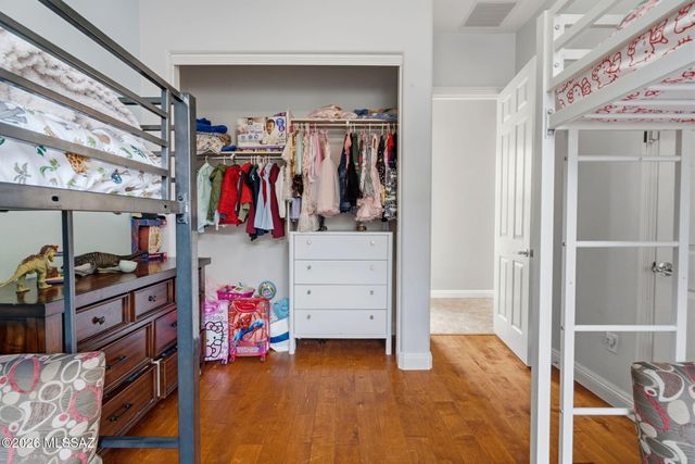 1220 W Calabria Court, Oro Valley, AZ 85755