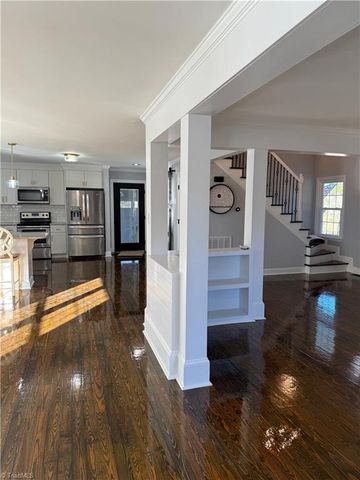 484 Rural Retreat Road, Winston-salem, NC 27107