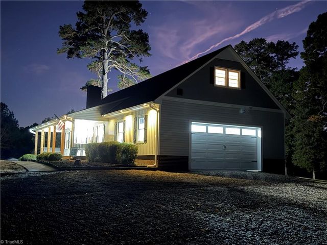 484 Rural Retreat Road, Winston-salem, NC 27107