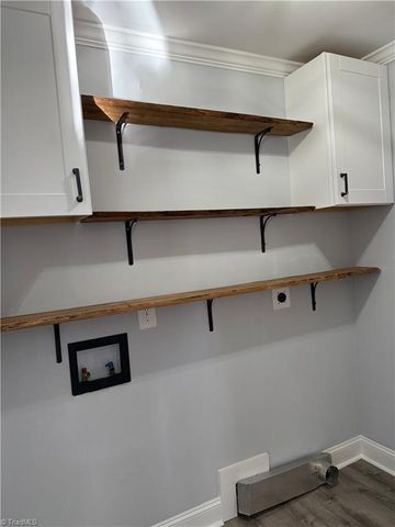 484 Rural Retreat Road, Winston-salem, NC 27107