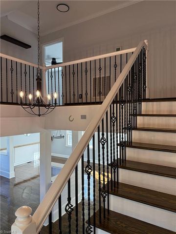 484 Rural Retreat Road, Winston-salem, NC 27107