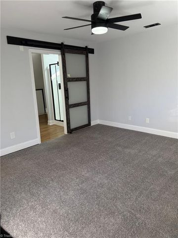 484 Rural Retreat Road, Winston-salem, NC 27107