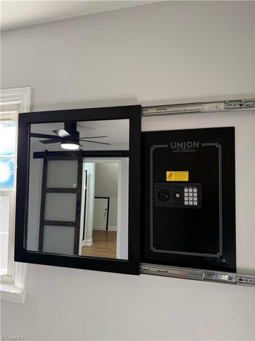 484 Rural Retreat Road, Winston-salem, NC 27107