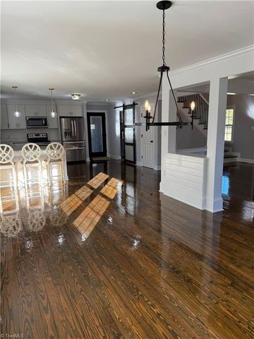 484 Rural Retreat Road, Winston-salem, NC 27107