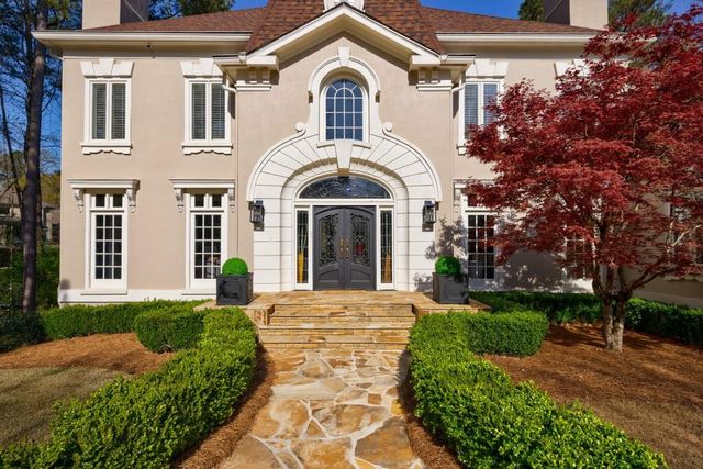 9105 Old Southwick Pass, Johns Creek, GA 30022