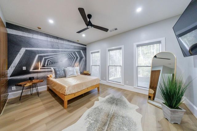9105 Old Southwick Pass, Johns Creek, GA 30022