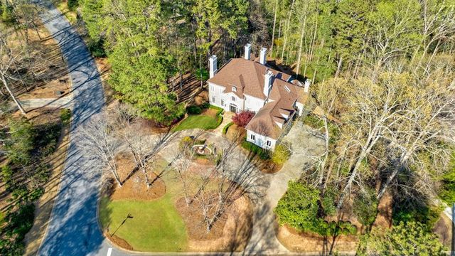 9105 Old Southwick Pass, Johns Creek, GA 30022