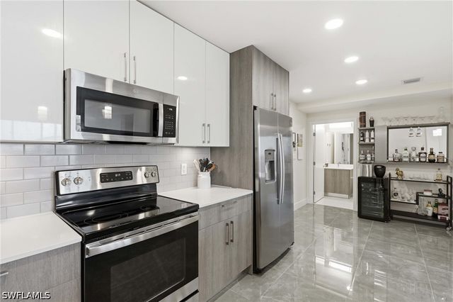26600 Rosewood Pointe DR 302, Bonita Springs, FL 34135