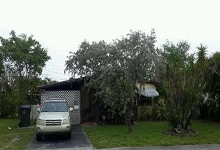 1121 NW 43rd St, Oakland Park, FL 33309