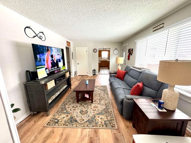 1621 E Anderson Road, Linwood, MI 48634