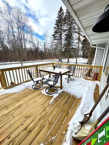 1621 E Anderson Road, Linwood, MI 48634