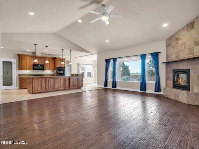 1124 N Fork Trail, Minden, NV 89423