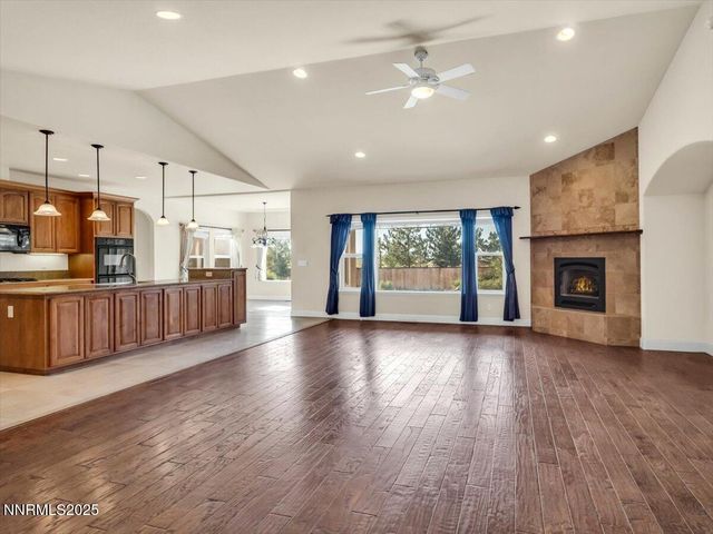 1124 N Fork Trail, Minden, NV 89423