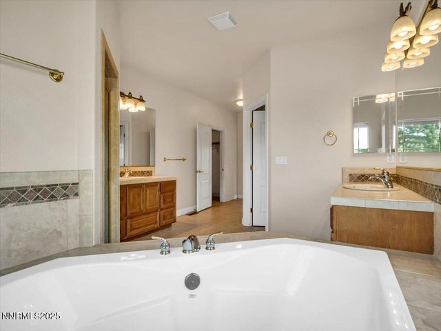 1124 N Fork Trail, Minden, NV 89423