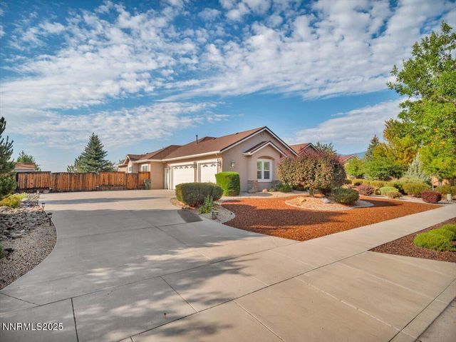 1124 N Fork Trail, Minden, NV 89423