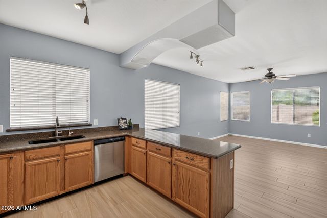 3014 W VILLA CASSANDRA Drive, Phoenix, AZ 85086