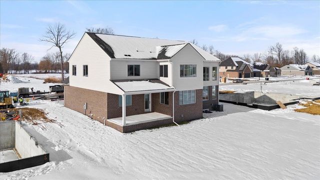 50452 Timberstone Drive, Macomb Twp, MI 48042