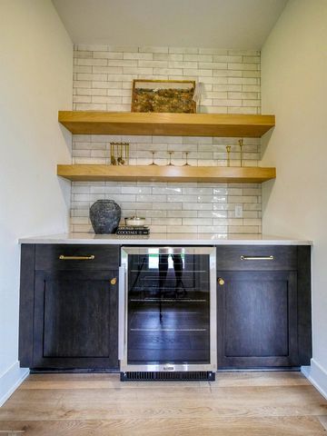 50452 Timberstone Drive, Macomb Twp, MI 48042