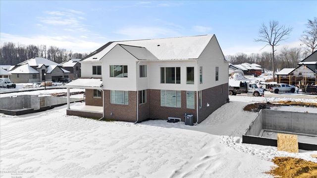 50452 Timberstone Drive, Macomb Twp, MI 48042