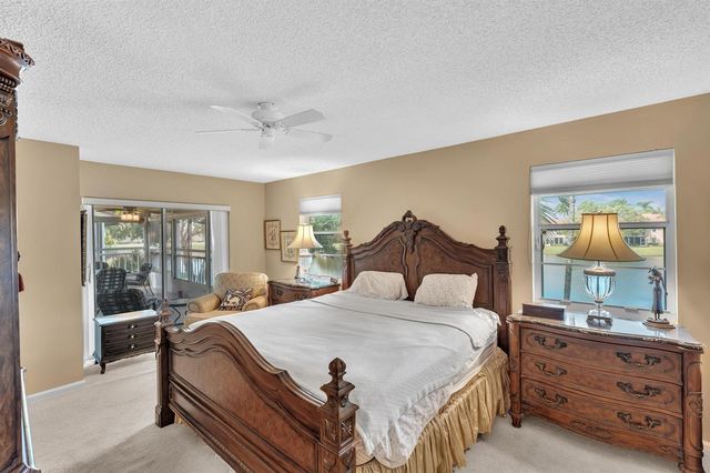 9589 Shadybrook Drive 201, Boynton Beach, FL 33437