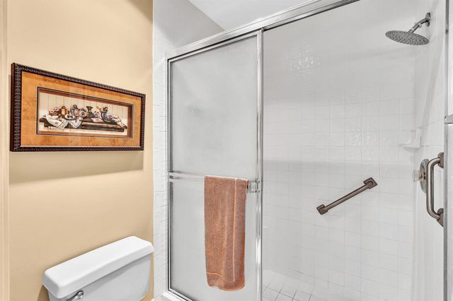 9589 Shadybrook Drive 201, Boynton Beach, FL 33437