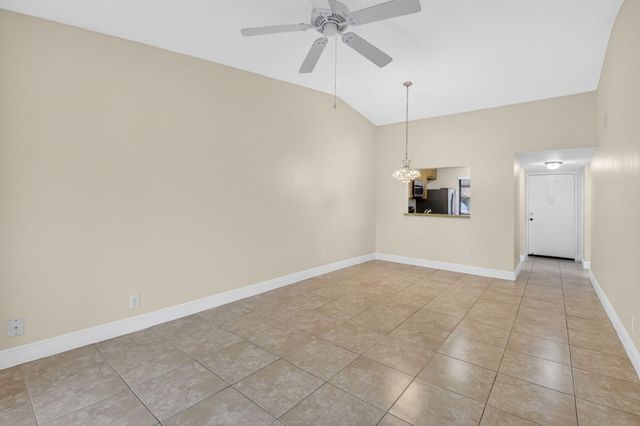 21943 REMSEN Terrace 207, Boca Raton, FL 33433