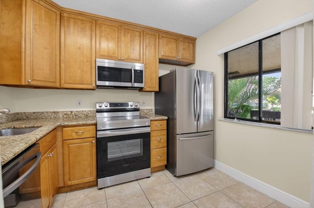 21943 REMSEN Terrace 207, Boca Raton, FL 33433