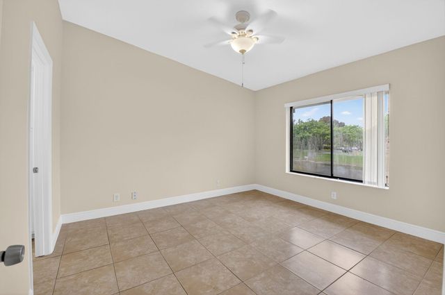 21943 REMSEN Terrace 207, Boca Raton, FL 33433
