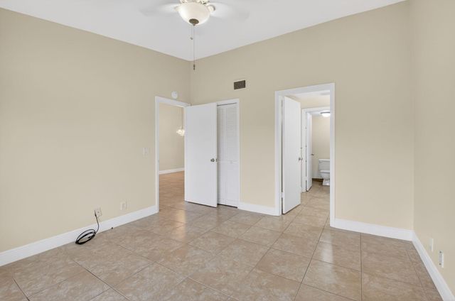 21943 REMSEN Terrace 207, Boca Raton, FL 33433
