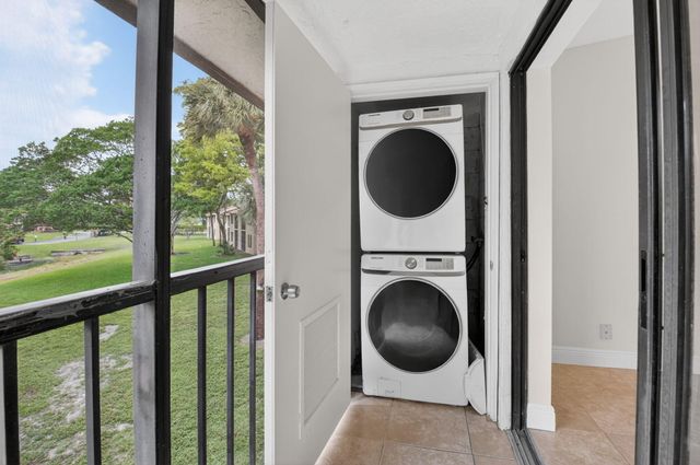 21943 REMSEN Terrace 207, Boca Raton, FL 33433