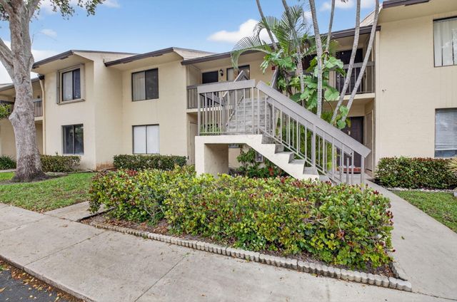 21943 REMSEN Terrace 207, Boca Raton, FL 33433