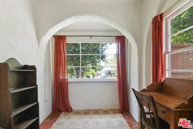 831 E Rio Grande Street, Pasadena, CA 91104