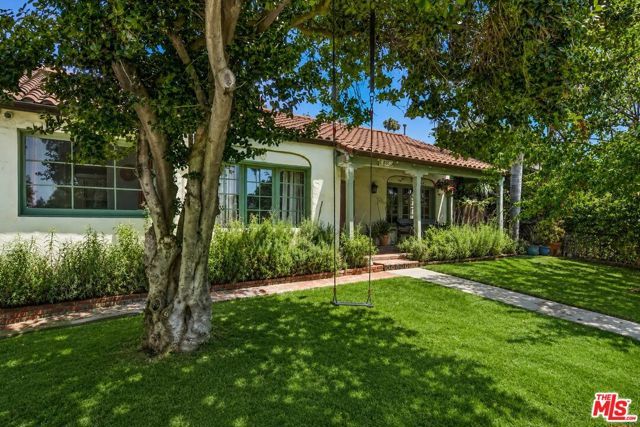 831 E Rio Grande Street, Pasadena, CA 91104