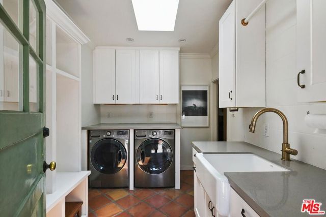 831 E Rio Grande Street, Pasadena, CA 91104