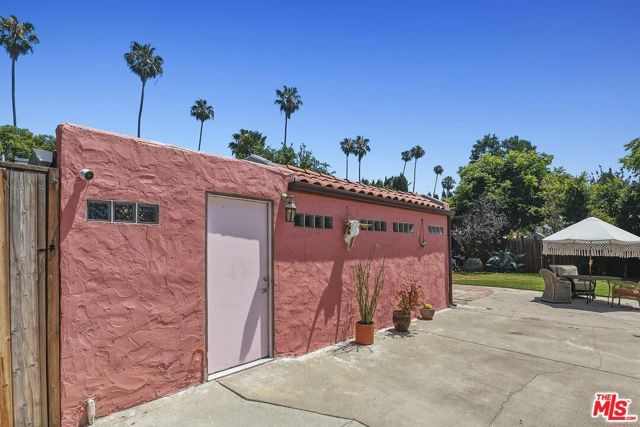 831 E Rio Grande Street, Pasadena, CA 91104