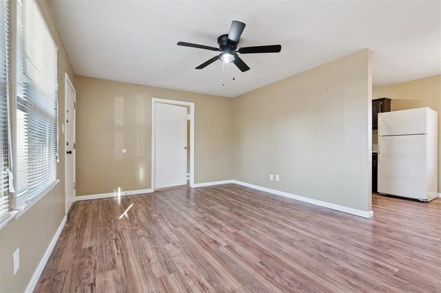 317 E Key Boulevard, Midwest City, OK 73110