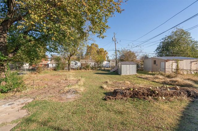 317 E Key Boulevard, Midwest City, OK 73110