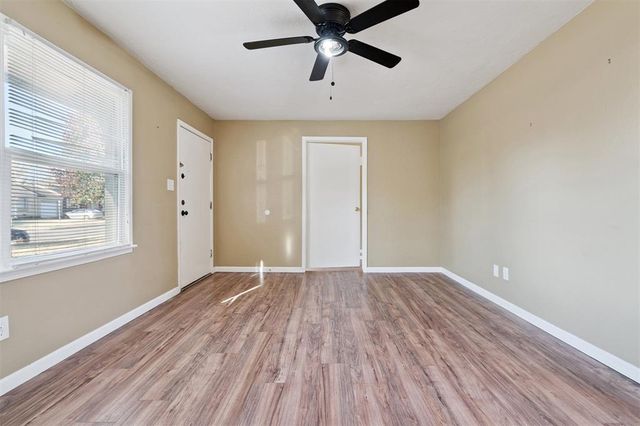 317 E Key Boulevard, Midwest City, OK 73110