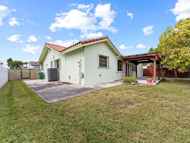 3791 SW 142nd Ave, Miami, FL 33175