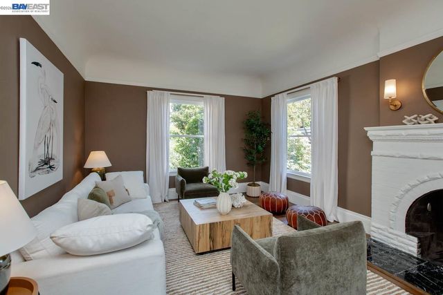 1111 Union St, Alameda, CA 94501