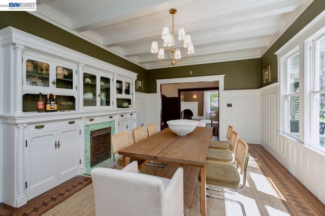 1111 Union St, Alameda, CA 94501