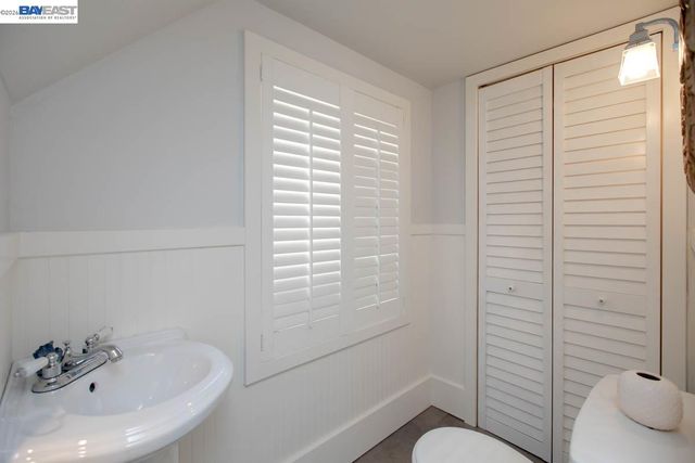 1111 Union St, Alameda, CA 94501