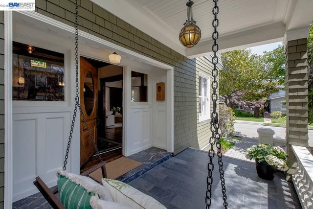 1111 Union St, Alameda, CA 94501