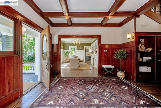 1111 Union St, Alameda, CA 94501
