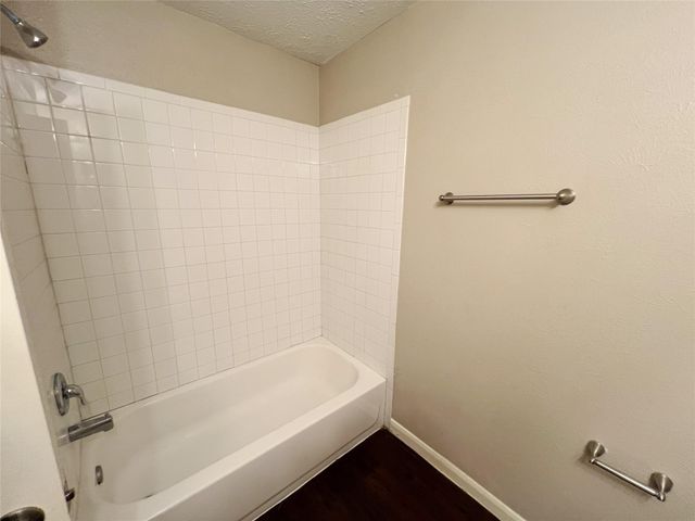 15806 Corsair Road, Houston, TX 77053